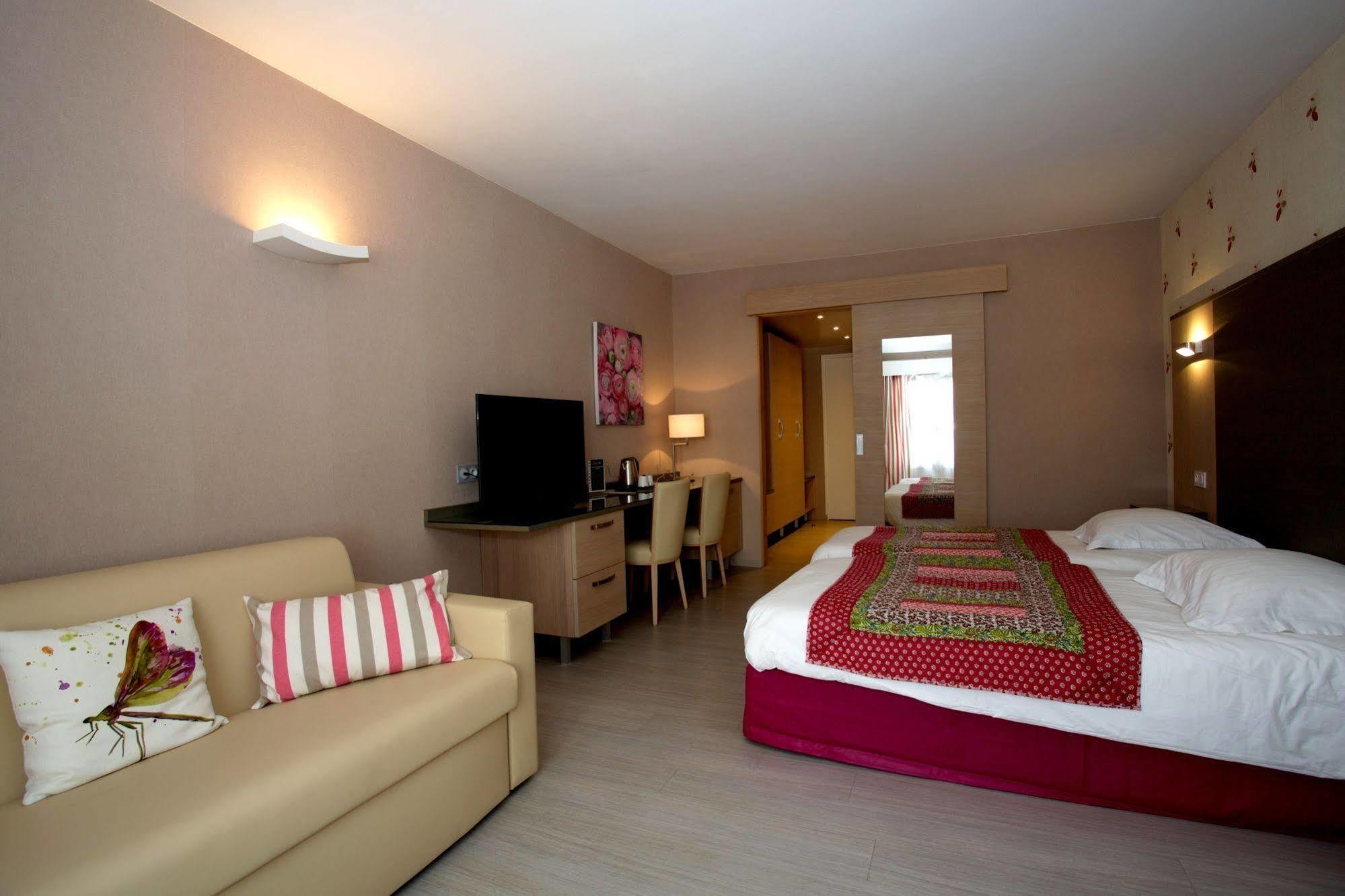 Logis Hotel Restaurant Spa Beau Site Luxeuil-les-Bains Eksteriør bilde