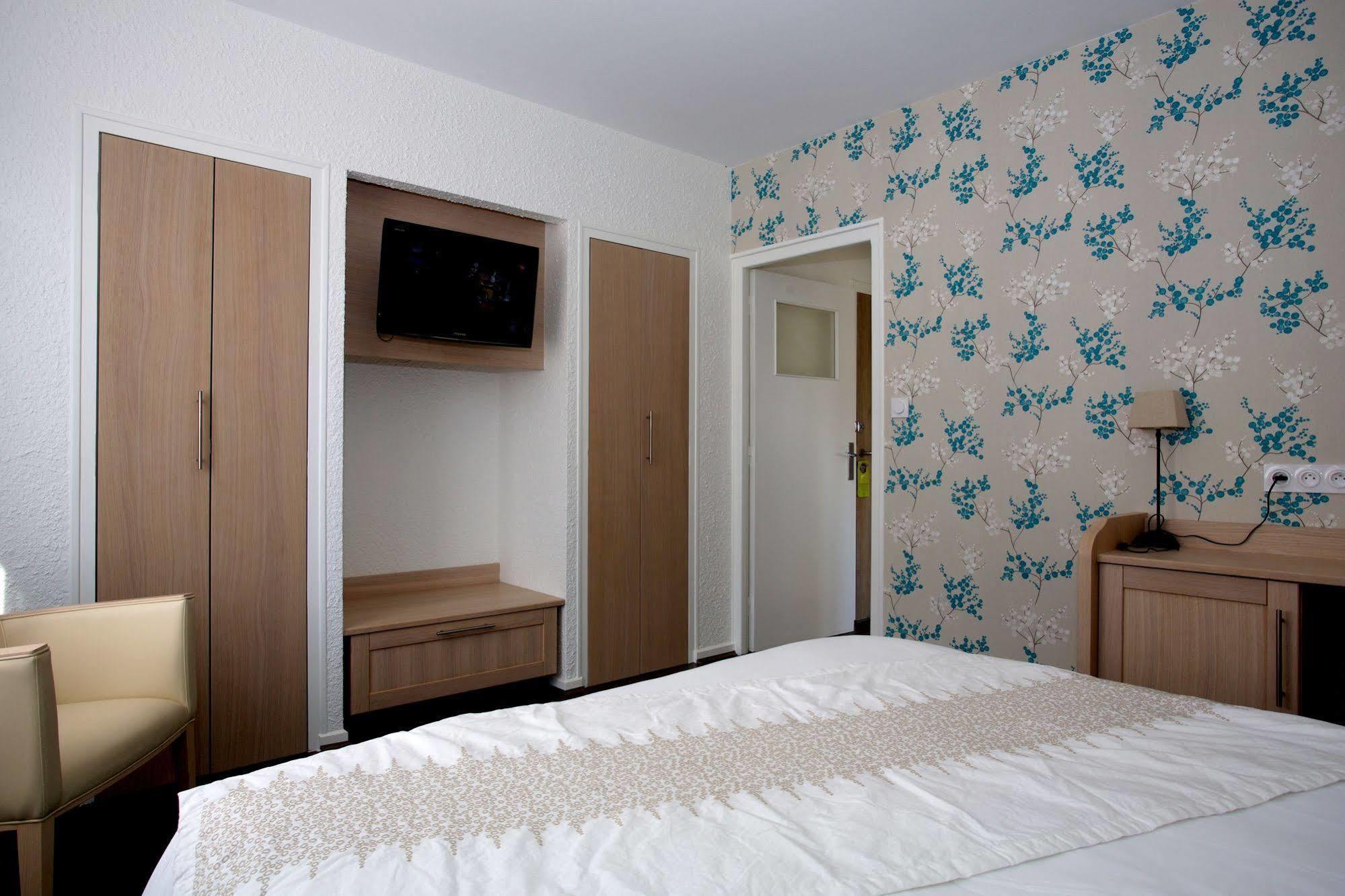 Logis Hotel Restaurant Spa Beau Site Luxeuil-les-Bains Eksteriør bilde