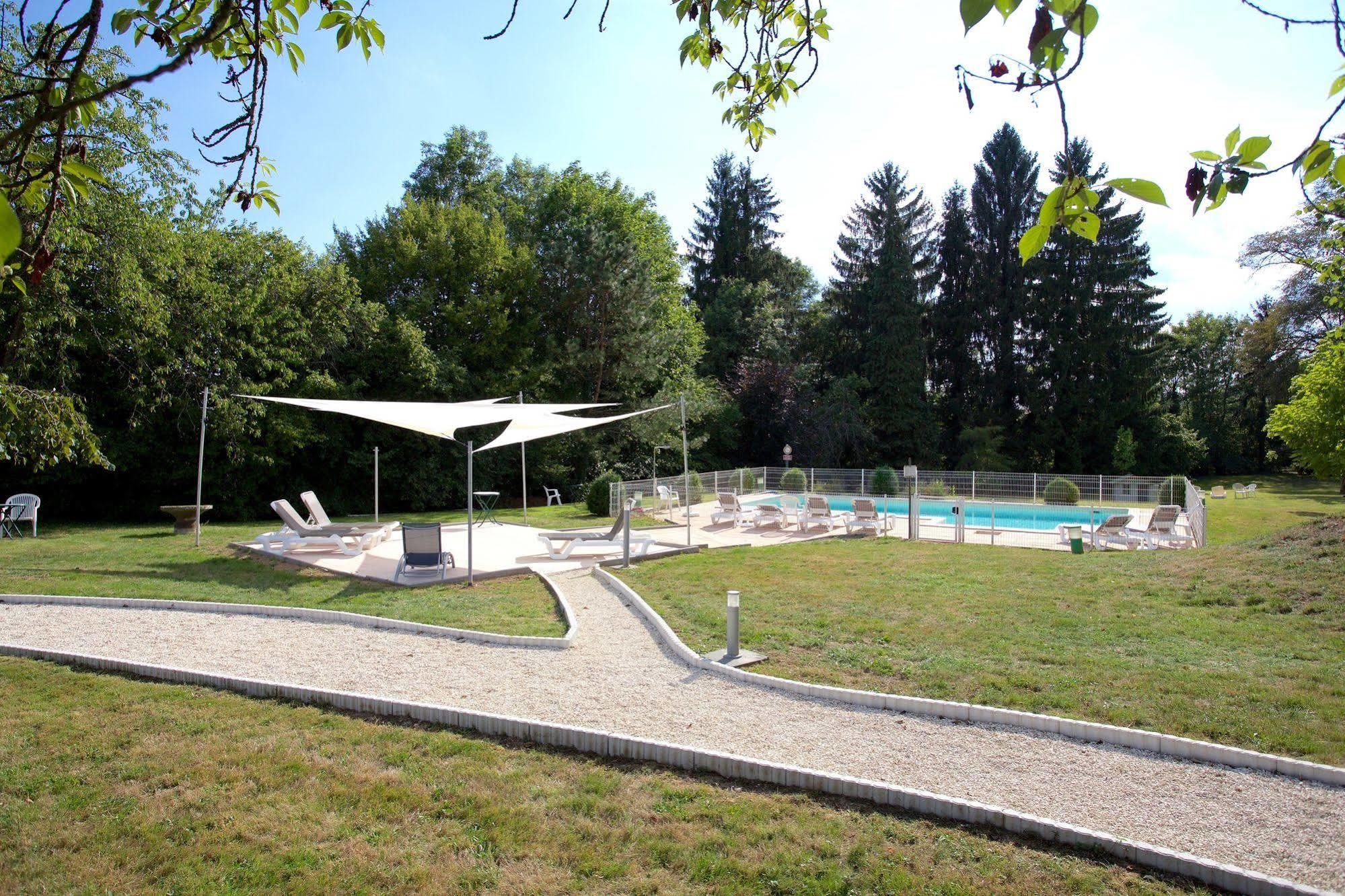 Logis Hotel Restaurant Spa Beau Site Luxeuil-les-Bains Eksteriør bilde